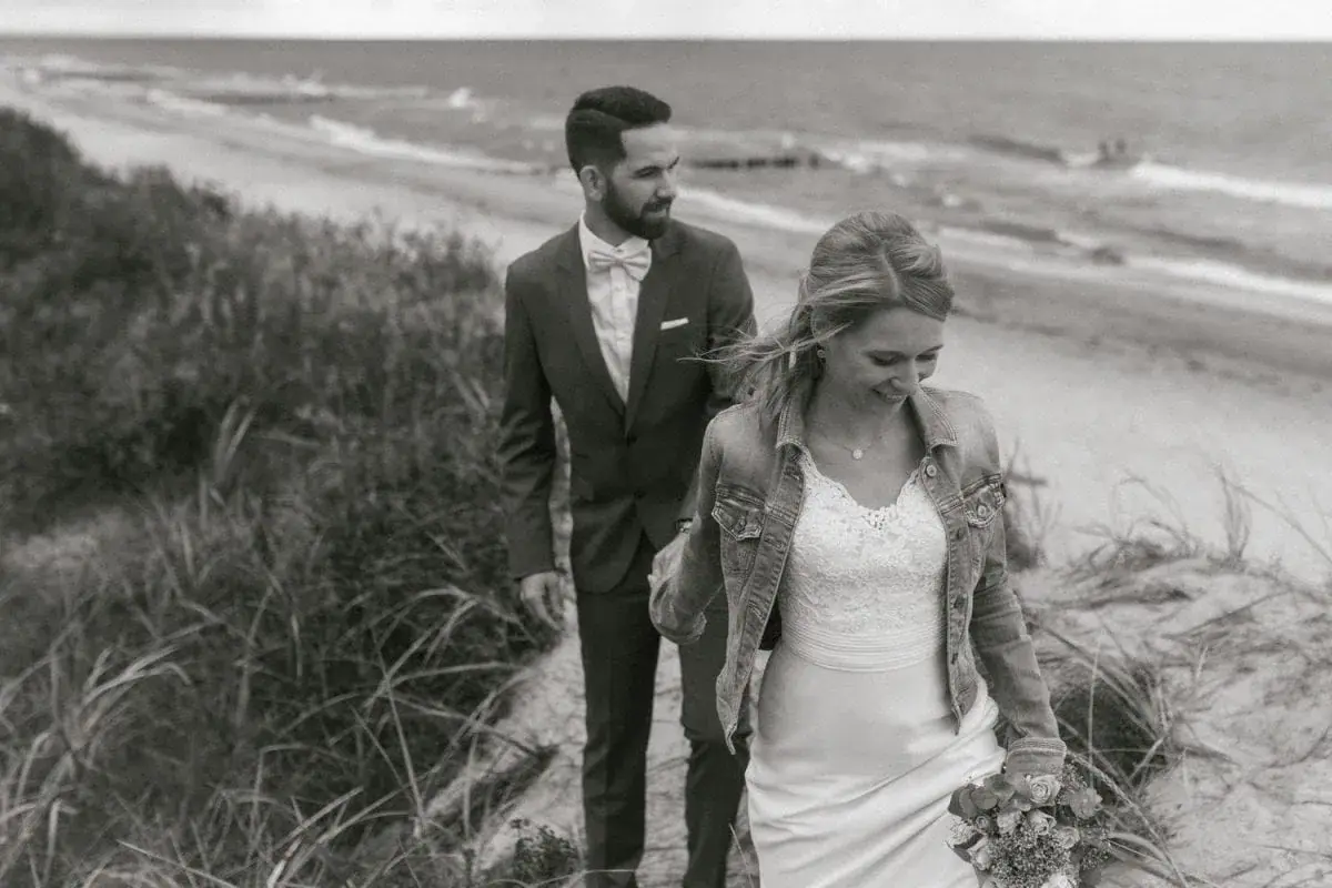 Hochzeitsfotos Rostock Hochzeitsfotograf Rostock, Hochzeitsfotograf Warnemuende, Hochzeitsfotograf Nienhagen, Hochzeit Fotos Rostock, Hochzeitsfotografin Rostock, hochwertig, Rostock, Ostsee, Strand, Mecklenburg Vorpommern, Hochzeitsfotografie Rostock, Hochzeitsbilder Rostock, fotograf hochzeit rostock, fotograf hochzeit rostock, fotograf rostock , hochzeitsfotografin ostsee, Brautpaarfotos,, heiraten in MV, an der Ostsee heiraten